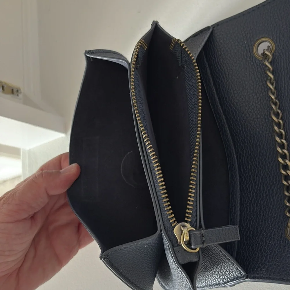 Anthropology navy purse - Picture 6 of 6